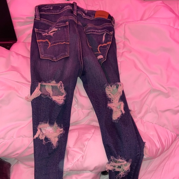 AMERICAN EAGLE ripped jeans - Picture 2 of 3